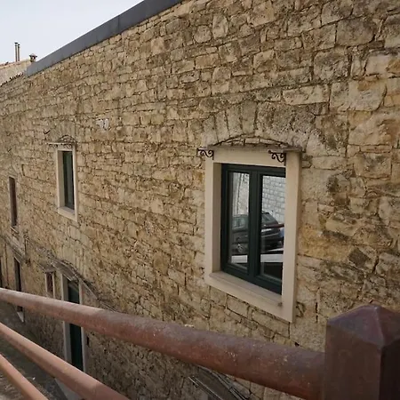 I Vicoli Di San Vito بيت للعطل